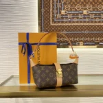 Louis Vuitton Pochette Mia Monogram M26191
