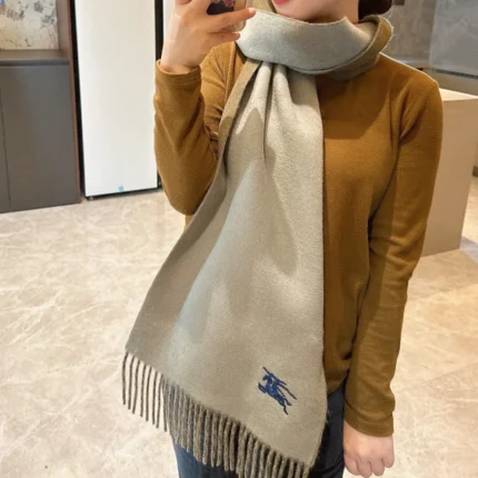 Burberry Burberry Double-Sided Hooded Wool Cape product photo
