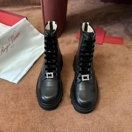 Replica Roger Vivier collection image