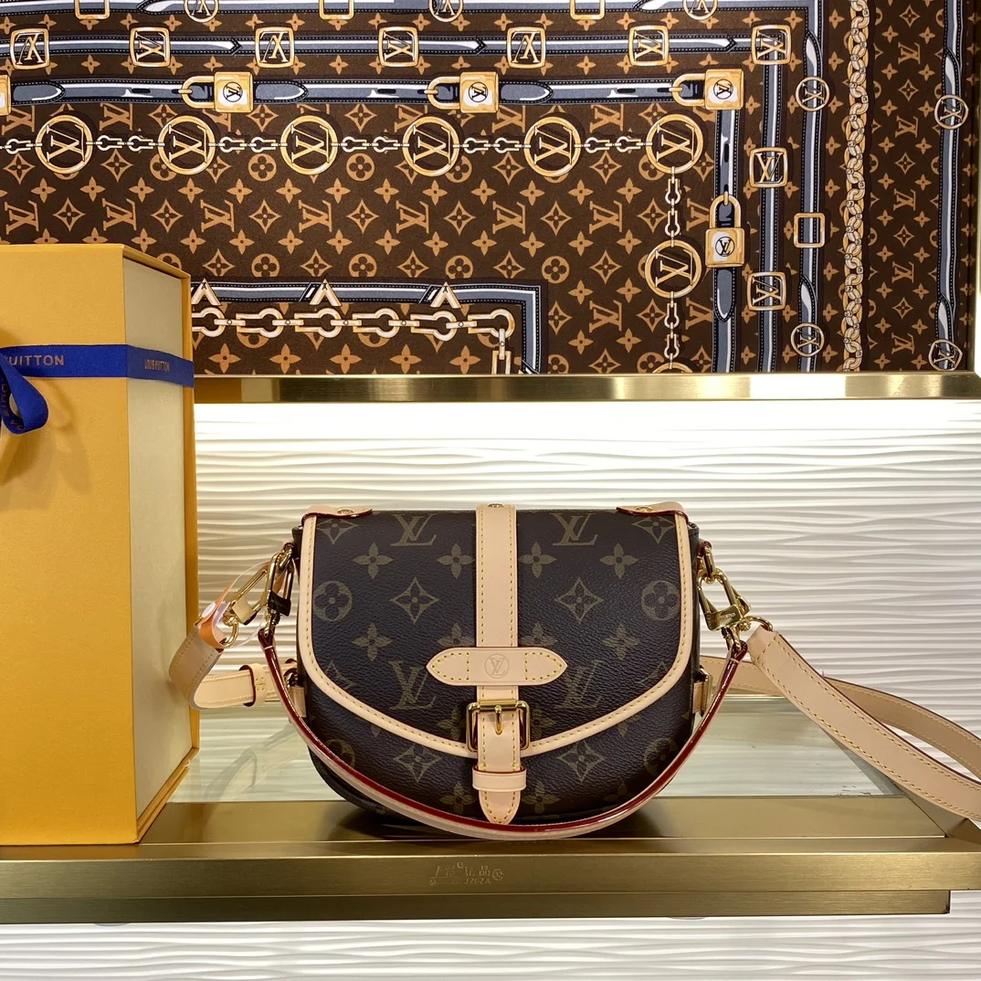 1-975 Louis Vuitton Monogram Mini Bag M46740 - Image 1