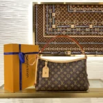 Louis Vuitton Carryall East West Monogram M28101