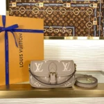 Louis Vuitton Monogram Empreinte Pochette M83300