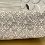 Louis Vuitton Carryall East West Monogram Embleme M2A136 - Image 10