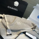 Chanl Classic Diamond Pattern Wool Cashmere Scarf - Image 10