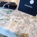 Chanel 26A Metiers d'Art Printed Cashmere Shawl 140x140cm - Image 10