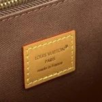 Louis Vuitton Christopher Messenger Bag Monogram M28115 - Image 11