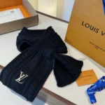 Louis Vuitton Never Freeze Cable Knit Wool Scarf - Image 9
