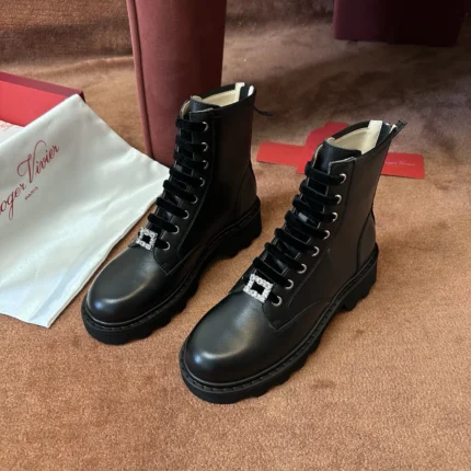 Replica Roger Vivier collection image