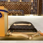 Louis Vuitton Monogram Mini Bag M43644 - Image 2