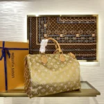 Louis Vuitton Speedy P9 Bandouliere 40 Gold - Image 2