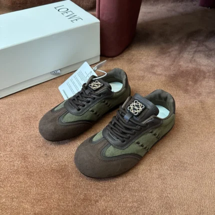 Replica Loewe collection image