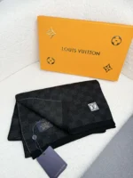 Louis Vuitton Petit Damier Knit Wool Scarf - Image 3