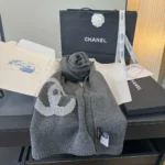 Chanel CC Chunky Knit Cashmere Scarf - Image 2