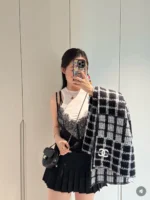 Chanel CC Check Knit Scarf - Image 2