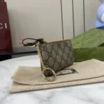 Gucci GG Emblem Card Holder 819113 - Image 2