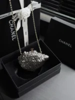 Chanel Silver Oyster Evening Bag - Image 2