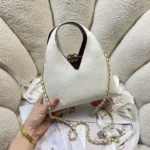 Chanel 26A Métiers d'Art Triangle Hobo Bag 32cm - Image 2
