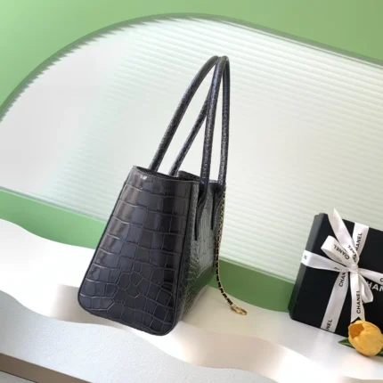 Replica Chanel collection image