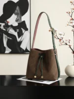 Chanel AS6584 Bucket Bag 23cm - Image 2