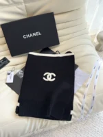Chanel Knit Cashmere Scarf 175*30cm - Image 2