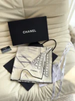 Chanel Velvet Large Square Scarf 140*140cm - Image 2