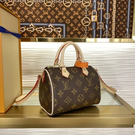 Replica Louis Vuitton Bags collection image