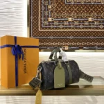 Louis Vuitton Keepall 25 M28638 - Image 2