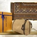 Louis Vuitton Express MM Bag Suede M26358 - Image 2