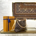 Louis Vuitton Multipass Bag Monogram M27825 - Image 2