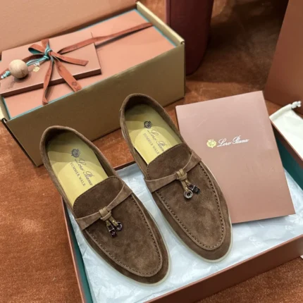 Shoes collection image