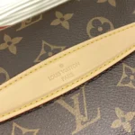 Louis Vuitton Monogram Mini Bag M43644 - Image 3