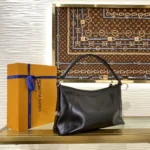 Louis Vuitton Carryall East West Black M28160 - Image 3