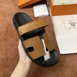 Hermès Chypre Sandal - Image 3