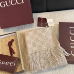 Gucci GG Jacquard Reversible Cashmere Scarf - Image 2