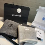 Chanl Classic Diamond Pattern Wool Cashmere Scarf - Image 3