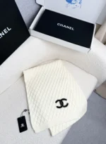 Chanel CC Quilted Knit Scarf - Image 3