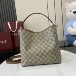 Gucci GG Emblem Shoulder Bag 815103 - Image 3