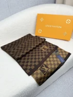 Louis Vuitton Petit Damier Knit Wool Scarf - Image 3