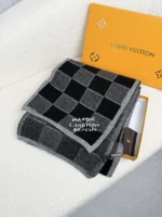 Louis Vuitton Damier Heritage Knit Wool Scarf - Image 3