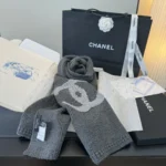Chanel CC Chunky Knit Cashmere Scarf - Image 3