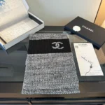 Chanel CC Knit Cashmere Scarf - Image 3
