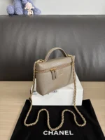 Chanel Vanity Case with Chain - Image 3