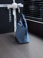 Chanel 26A Denim Quilted Hobo Bag 26cm - Image 3