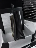 Chanel 26A Vertical Tote Bag 23.5cm - Image 3