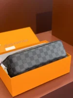 Louis Vuitton Damier Graphite Toiletry Pouch Large 26cm - Image 3