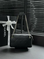 Chanel Handbag 24.5cm - Image 3