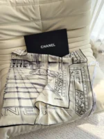 Chanel Velvet Large Square Scarf 140*140cm - Image 3