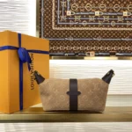 Louis Vuitton Pochette Mia Monogram Empreinte Suede M2A252 - Image 3