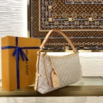 Louis Vuitton Carryall East West Monogram Embleme M2A136 - Image 3