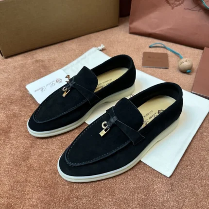 Shoes collection image